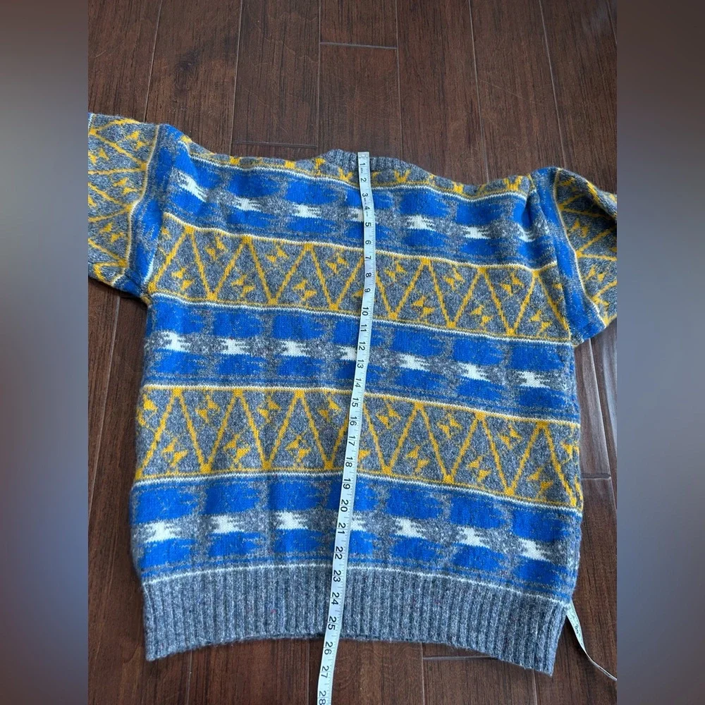 Vintage Hunt Club Wool Sweater
Fair Isle
90s
Blue Yellow Grey
Size XL - Picture 6 of 6